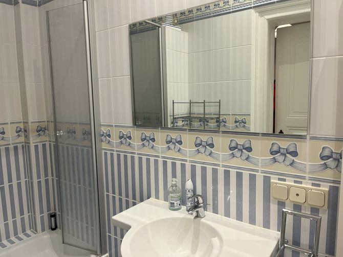 Ferienwohnung in Ostseebad Heringsdorf - Villa Kramme - G&auml;ste-Bad-Dusche