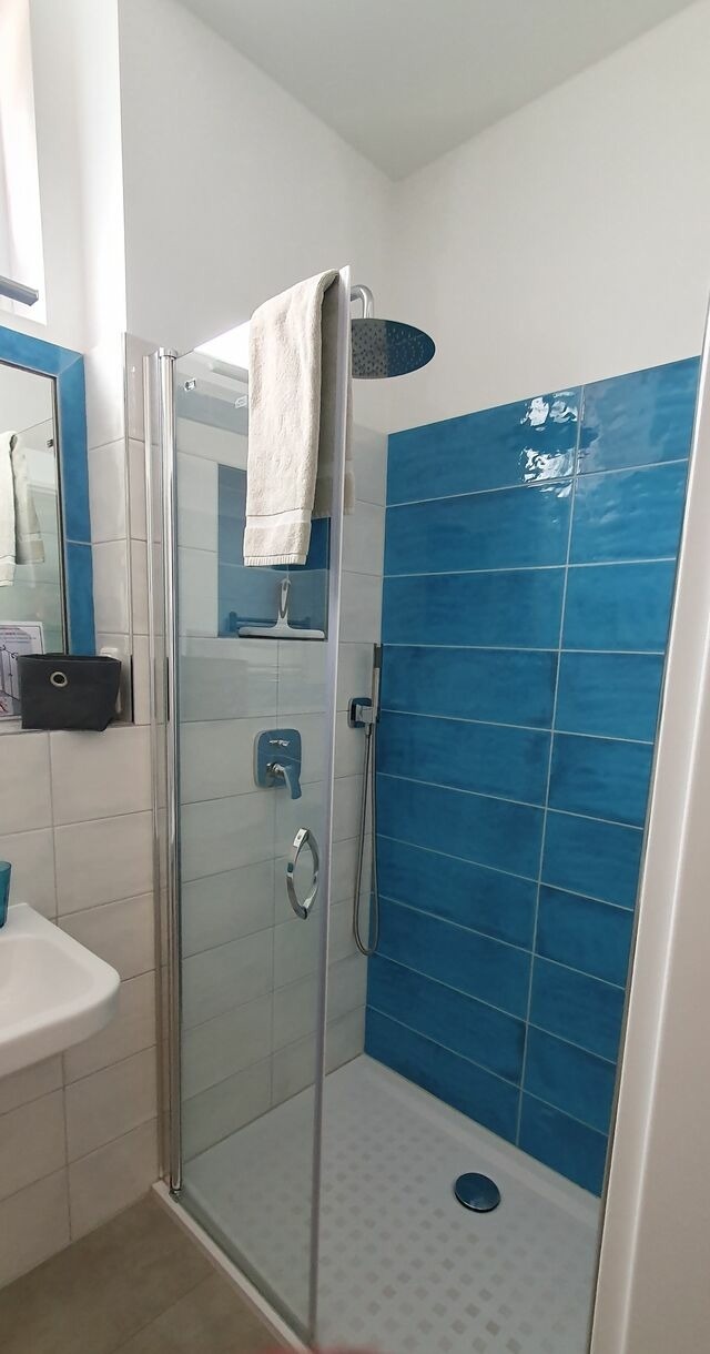 Doppelzimmer in Rostock - Twee Linden - Gästehaus - Comfort DZ - Bild 6