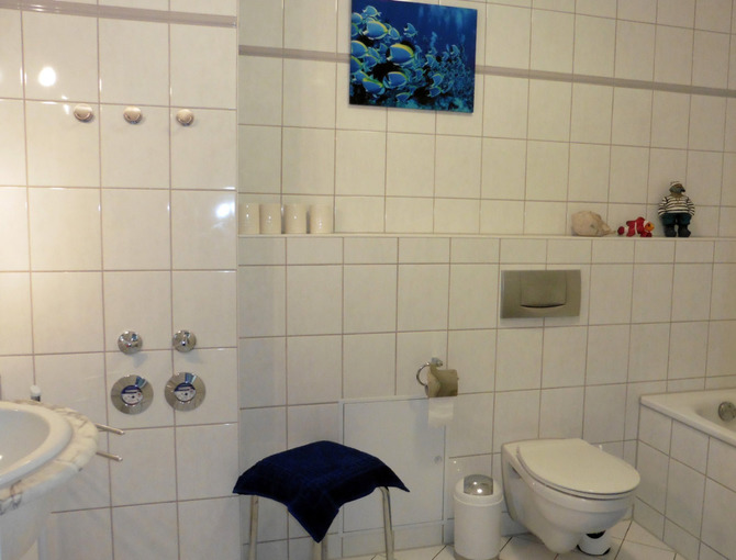 Ferienwohnung in Ostseebad Nienhagen - Ferienwohnung Dorie - Wannenbad