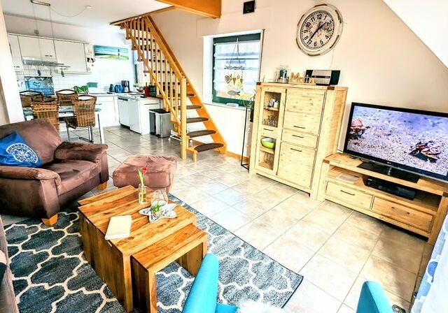 Ferienwohnung in Dahme - Villa Seewind Whg. 18 H&uuml;hnergott - Bild 2