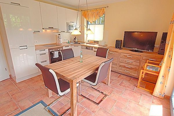 Ferienwohnung in Ostseeheilbad Zingst - Villa Birkenboom, FW 1 - Bild 2