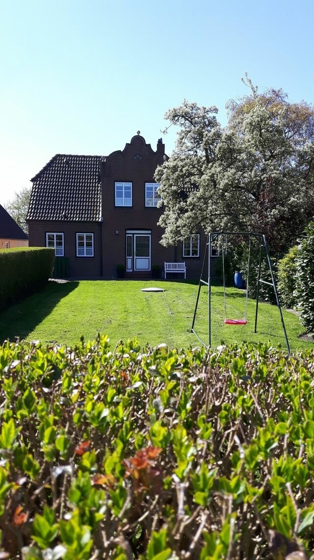 Ferienhaus in Fehmarn OT Sahrensdorf - Ferienhaus für die Großfamilie oder Gruppenhaus auf dem Ferien- und Bauernhof Nielson in Inselmitte - Bild 17