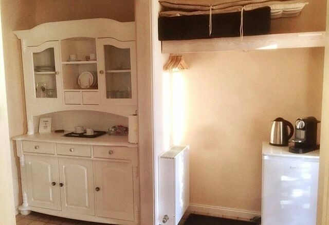 Doppelzimmer in Fehmarn OT Burg - Doppelzimmer mit eigenem Wohnzimmer & Garten (3*** Sterne) - Bild 12