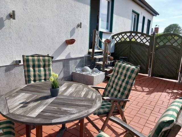 Bungalow in Hohenkirchen - direkt am Wasser ""Küstenperle"mit Meerblick und Sauna - Bild 18
