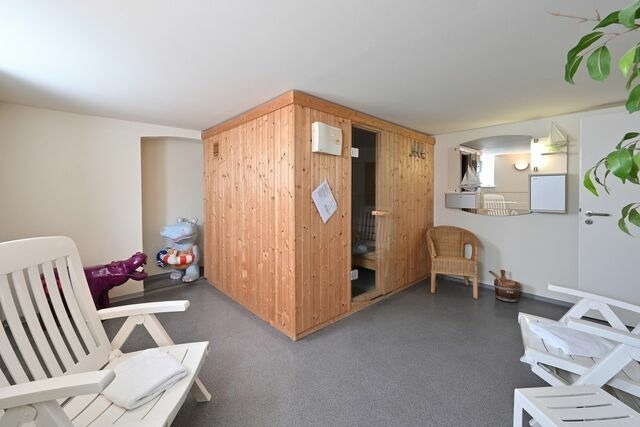 Ferienwohnung in Sellin - Ferienwohnung 5 in Sellin auf R&uuml;gen Villa Celia 6 Pers. WLAN und Sauna 200 m vom Strand entfernt - Bild 9