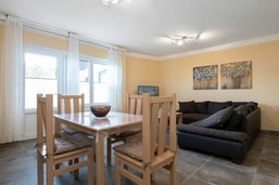 Haus an der See Seegras