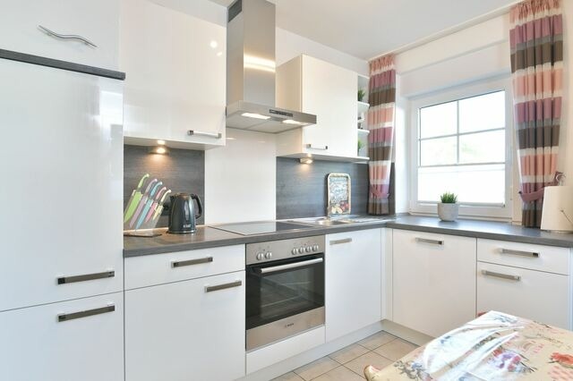 Ferienwohnung in Kellenhusen - Haus Strandblick Meergefl&uuml;ster - Bild 2